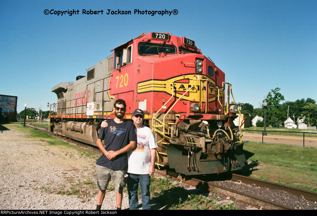 "Self-Timer" of Mazon and I (RLJ II)
